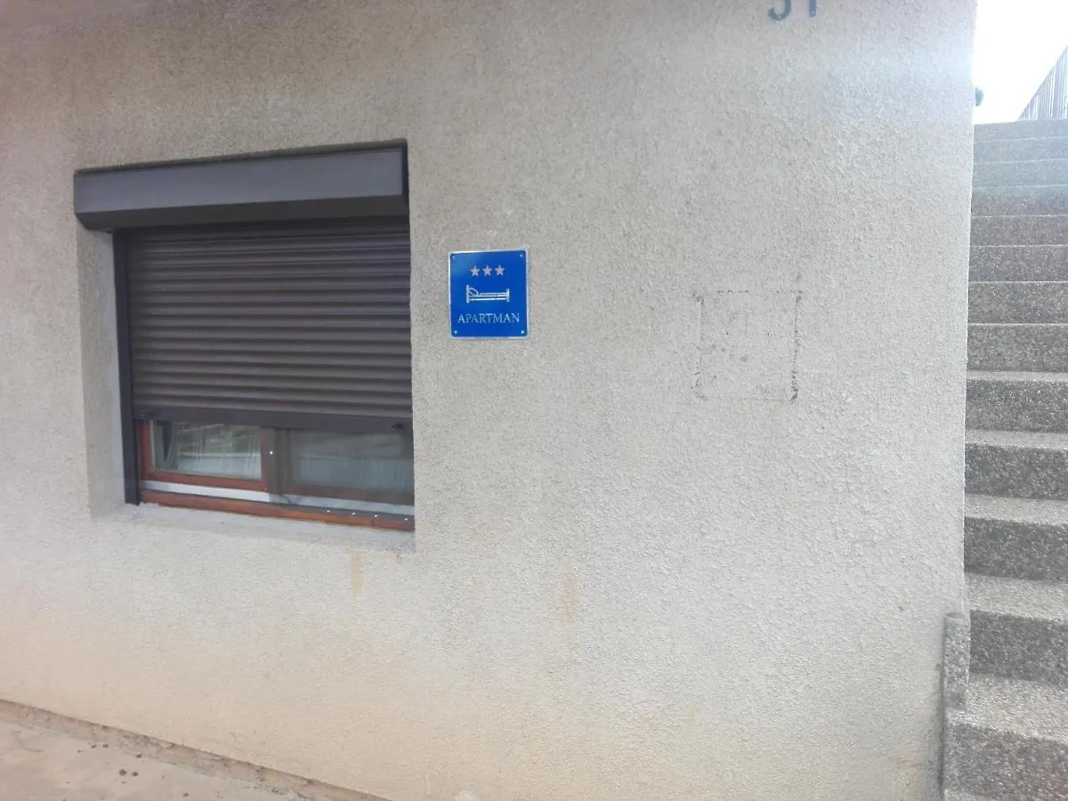 Daire Apartman Mislav Gračac